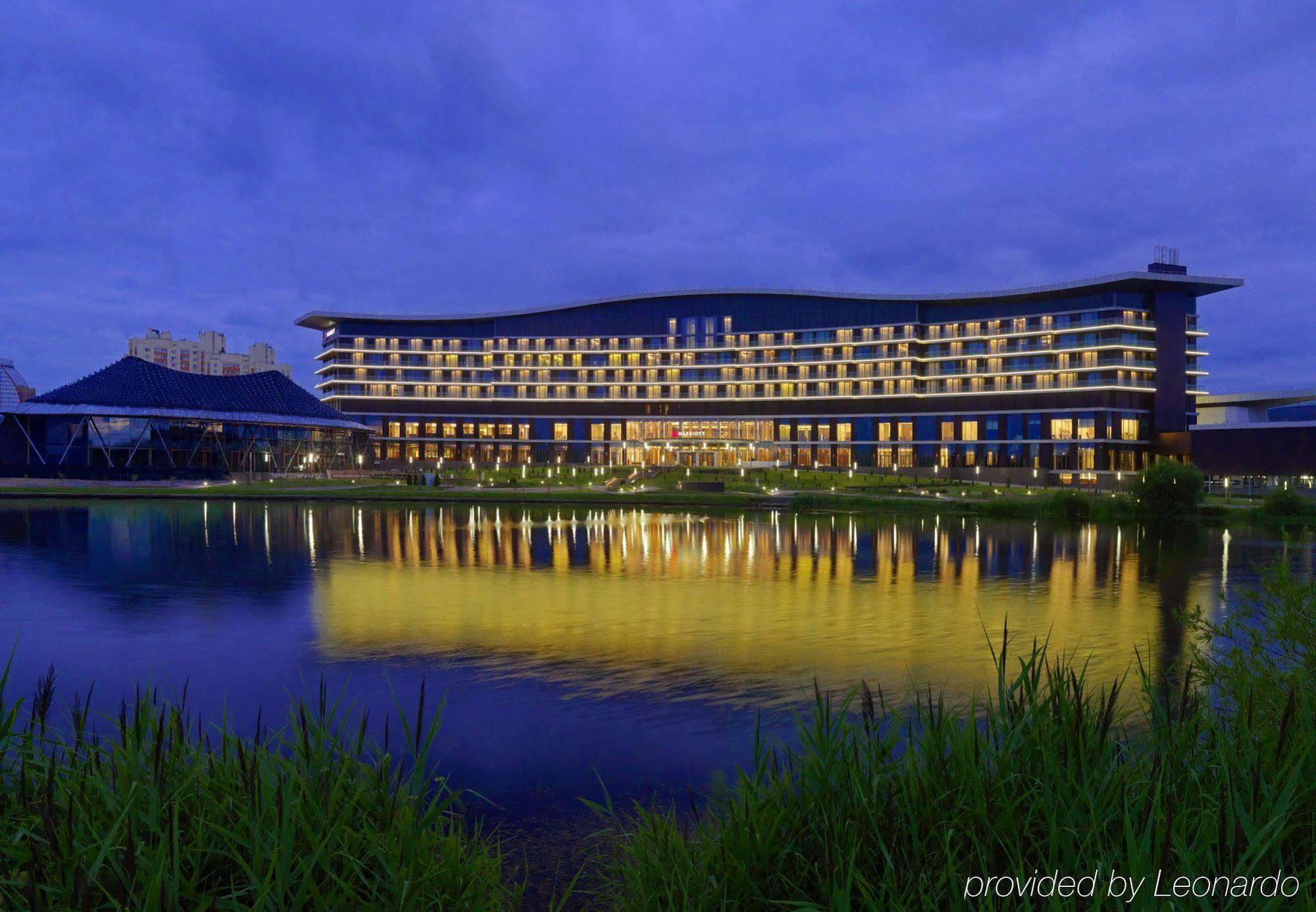 Minsk Marriott Hotel Екстер'єр фото