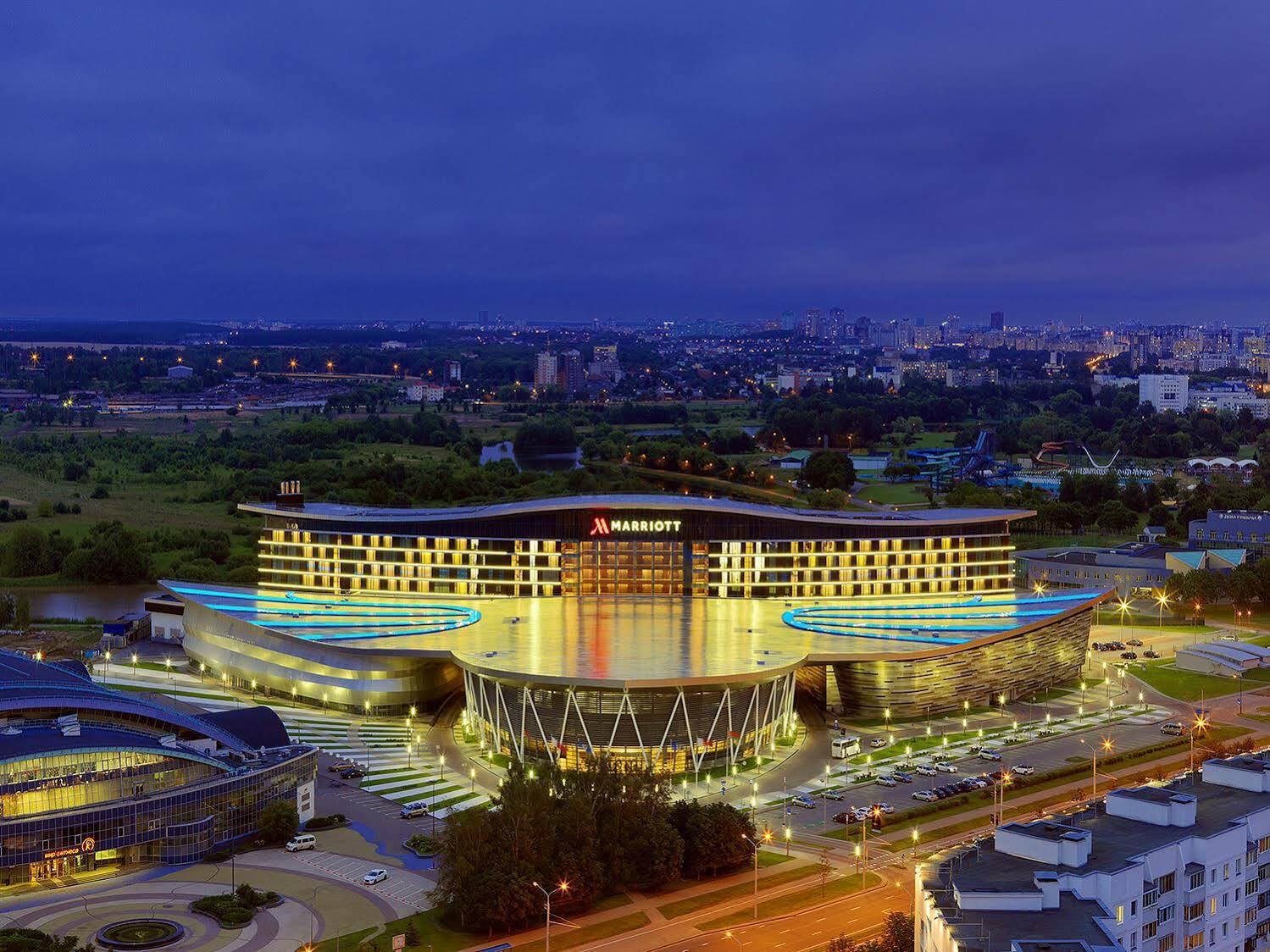 Minsk Marriott Hotel Екстер'єр фото